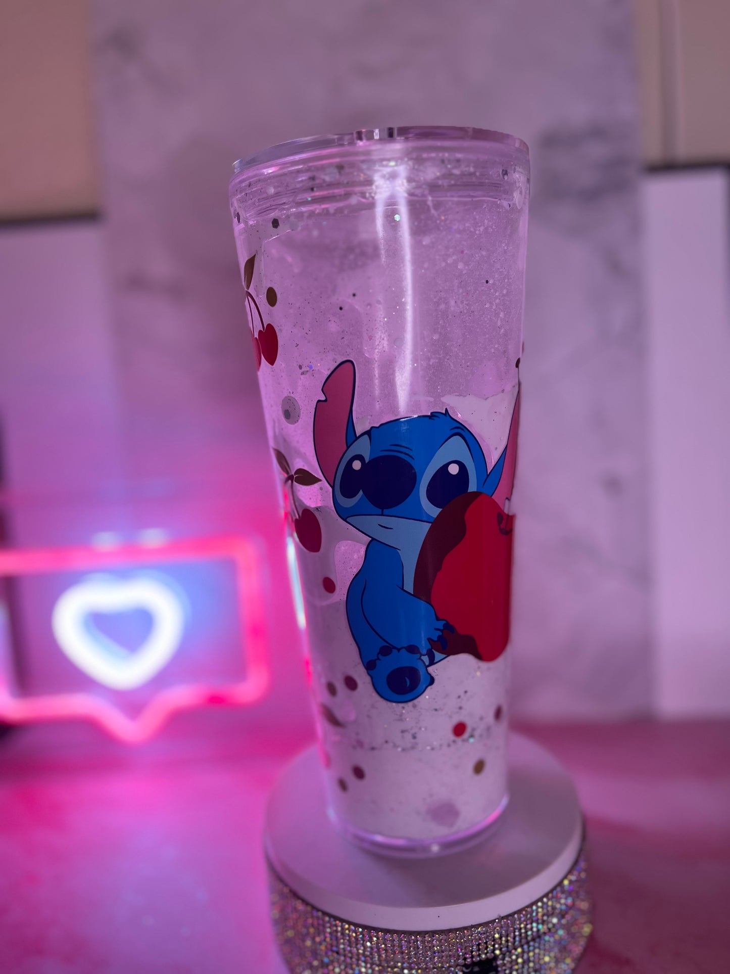 Snow Globe Plastic Cup 24oz